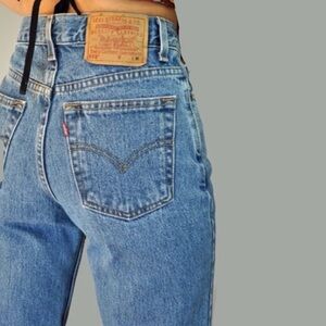 LEVIS Premium Big E Original Women Jeans Crafted High Rise Distressed